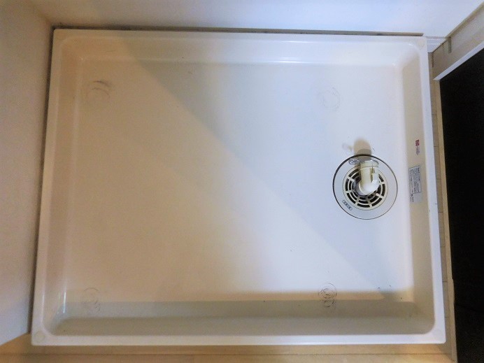 写真で見る格安ハウスクリーニングの洗濯機 防水パン